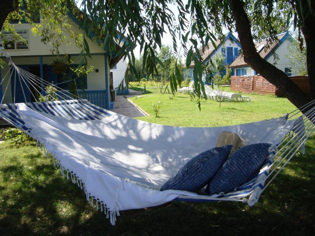Отель Casa Dintre Salcii Uzlina Экстерьер фото